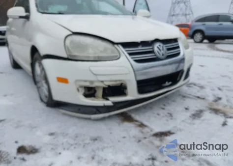 2007 Volkswagen Jetta Wolfsburg Edition z USA, uszkodzony, nr VIN 3VWEF71K67M071141